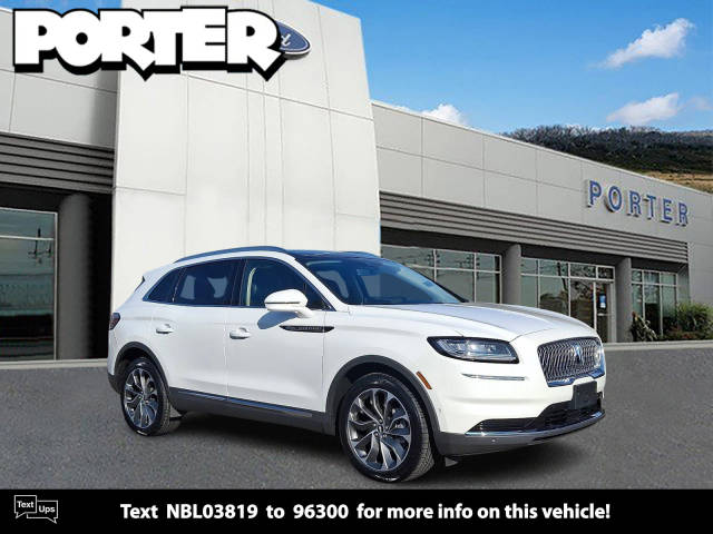 2022 Lincoln Nautilus Reserve AWD photo