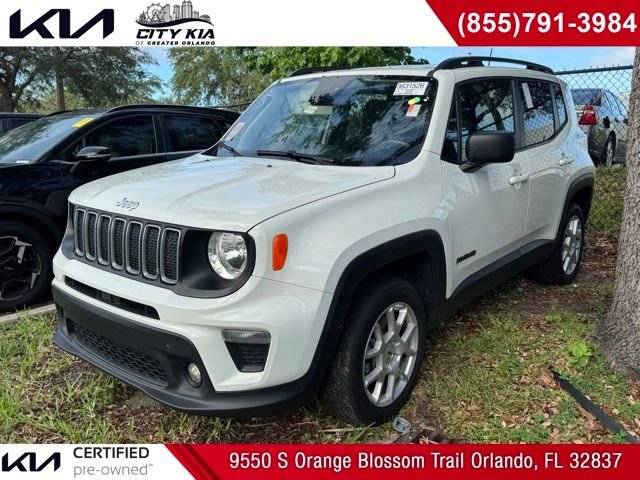 2022 Jeep Renegade Latitude 4WD photo