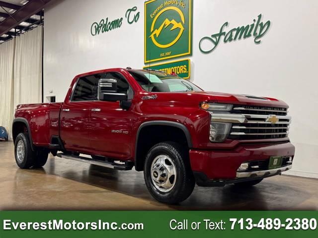 2022 Chevrolet Silverado 3500HD High Country 4WD photo