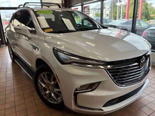 2022 Buick Enclave Essence FWD photo