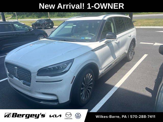2022 Lincoln Aviator Standard AWD photo
