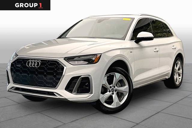 2022 Audi Q5 S line Premium Plus AWD photo