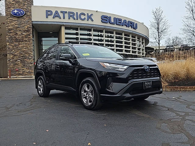 2022 Toyota RAV4 Hybrid XLE AWD photo