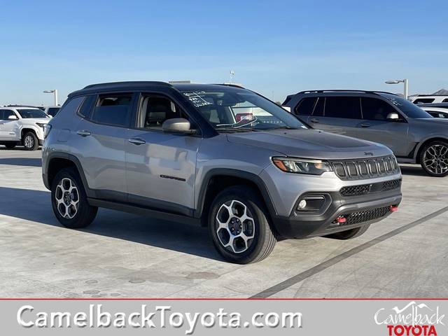 2022 Jeep Compass Trailhawk 4WD photo