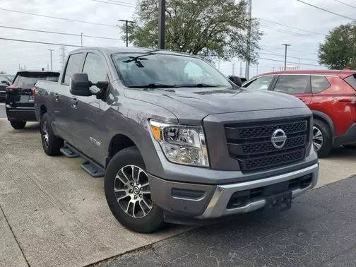 2022 Nissan Titan SV 4WD photo