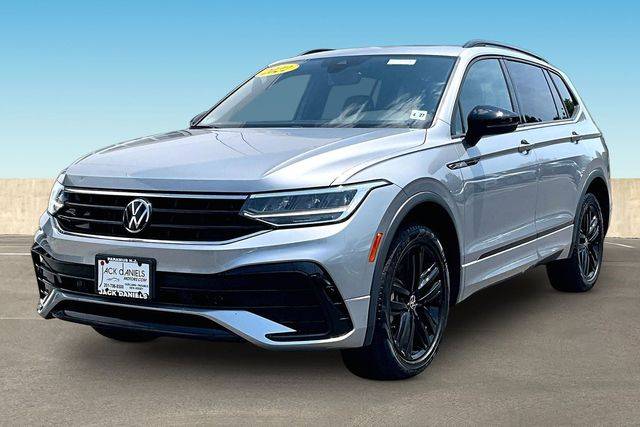 2022 Volkswagen Tiguan SE R-Line Black AWD photo