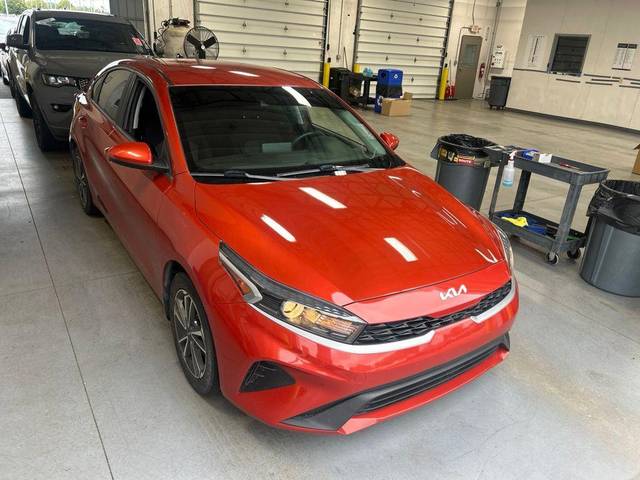 2022 Kia Forte LXS FWD photo