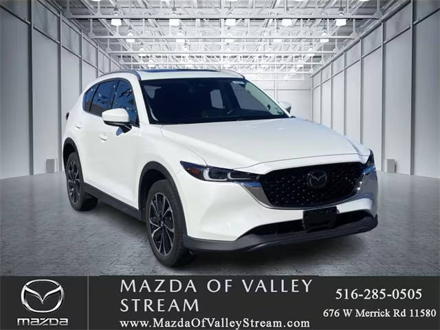 2022 Mazda CX-5 2.5 S Premium Package AWD photo