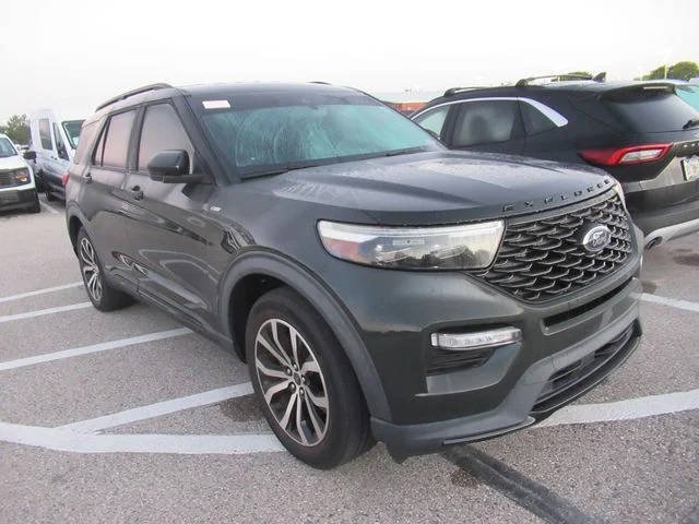 2022 Ford Explorer ST-Line RWD photo