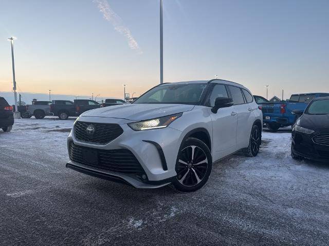 2022 Toyota Highlander XSE AWD photo