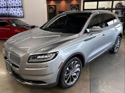 2022 Lincoln Nautilus Reserve AWD photo
