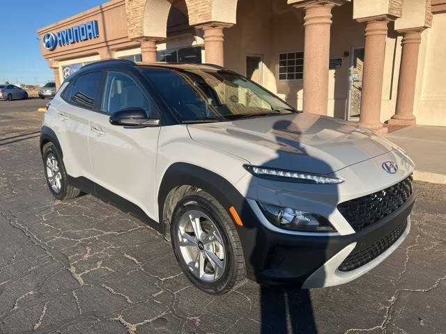 2022 Hyundai Kona SEL FWD photo