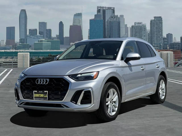 2022 Audi Q5 S line Premium AWD photo