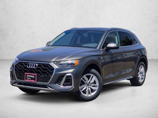 2022 Audi Q5 S line Premium AWD photo