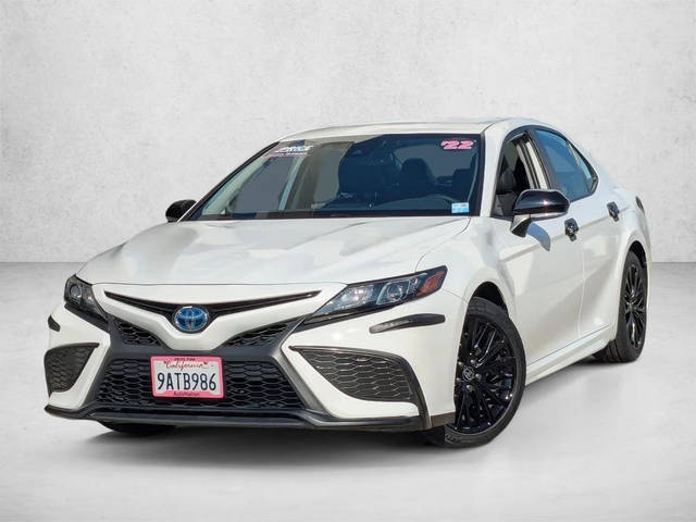 2022 Toyota Camry Hybrid Nightshade FWD photo