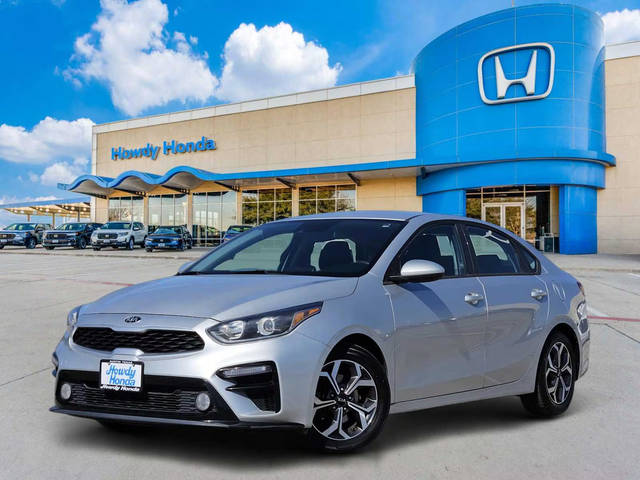 2020 Kia Forte LXS FWD photo