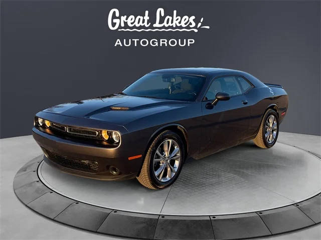 2021 Dodge Challenger SXT AWD photo
