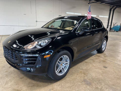 2015 Porsche Macan S AWD photo