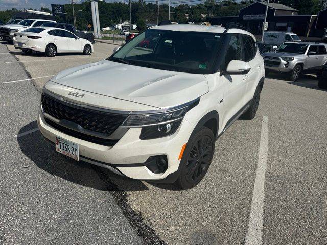 2022 Kia Seltos Nightfall AWD photo
