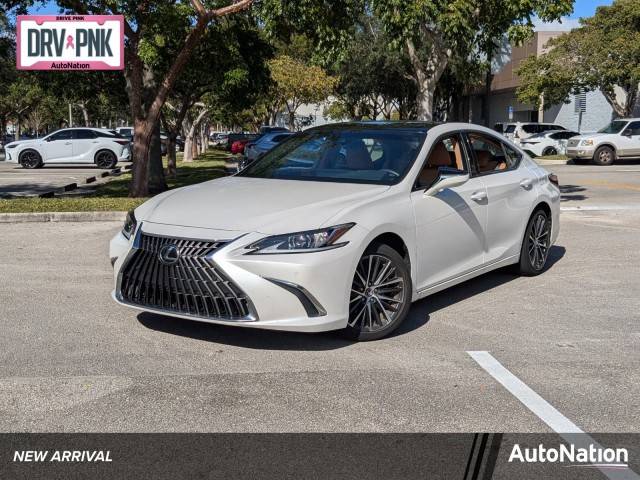 2022 Lexus ES ES 350 FWD photo