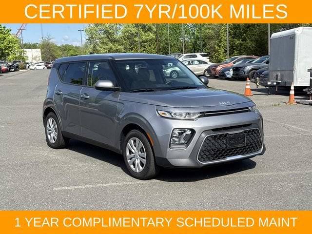 2022 Kia Soul LX FWD photo