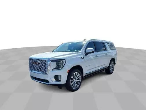 2022 GMC Yukon XL Denali RWD photo