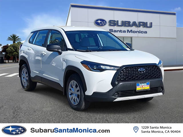 2022 Toyota Corolla Cross L AWD photo