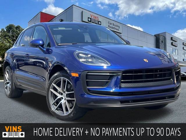 2022 Porsche Macan AWD photo