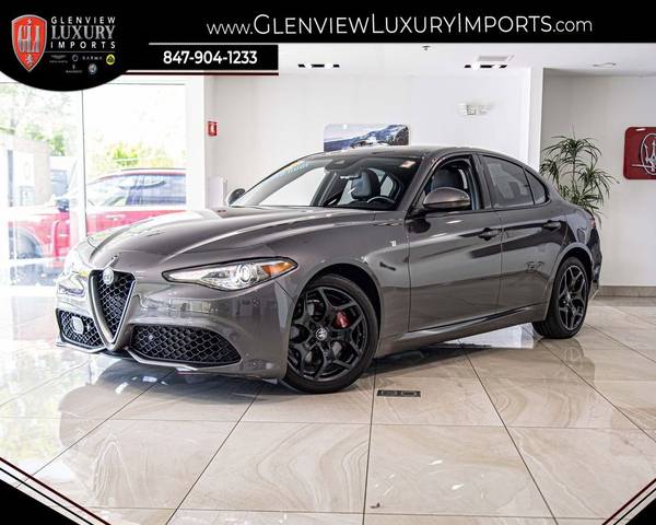 2022 Alfa Romeo Giulia Ti AWD photo