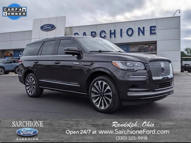 2022 Lincoln Navigator Reserve 4WD photo