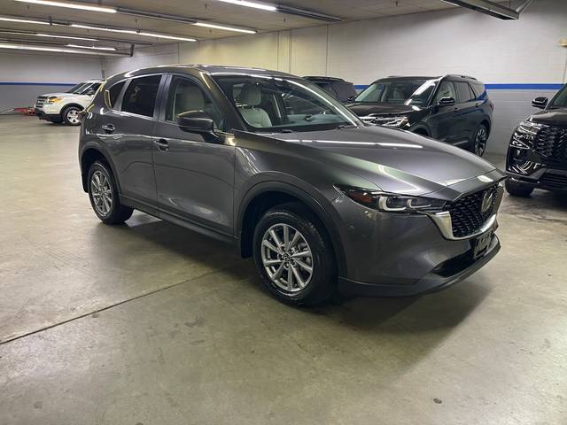 2022 Mazda CX-5 2.5 S Preferred Package AWD photo