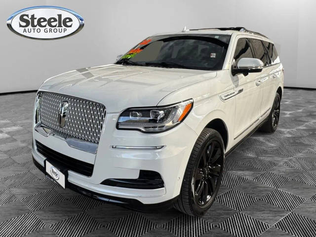 2022 Lincoln Navigator Reserve 4WD photo