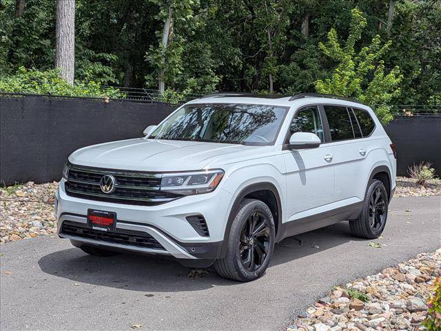 2022 Volkswagen Atlas 3.6L V6 SE w/Technology AWD photo