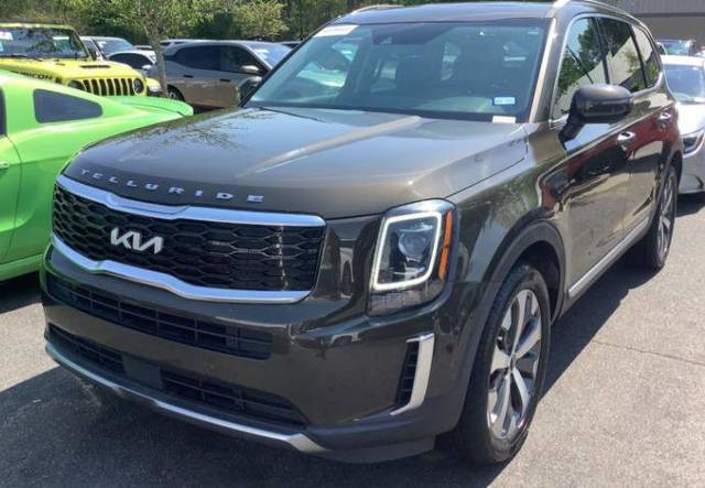 2022 Kia Telluride S FWD photo