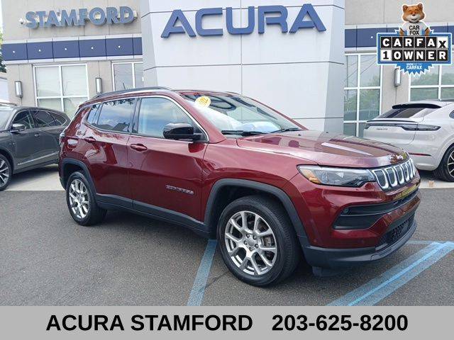 2022 Jeep Compass Latitude Lux 4WD photo