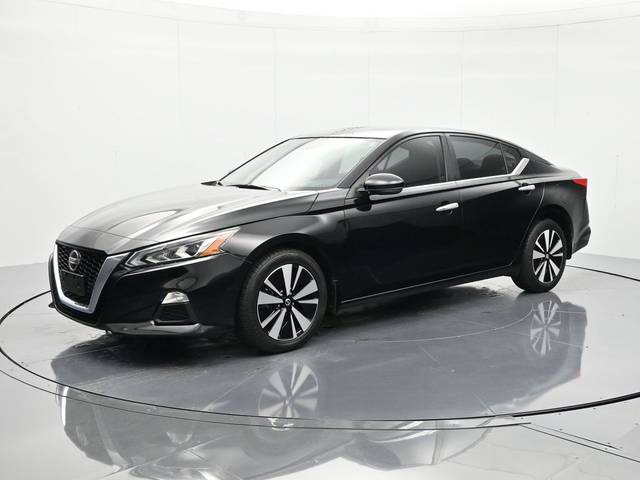 2022 Nissan Altima 2.5 SV FWD photo