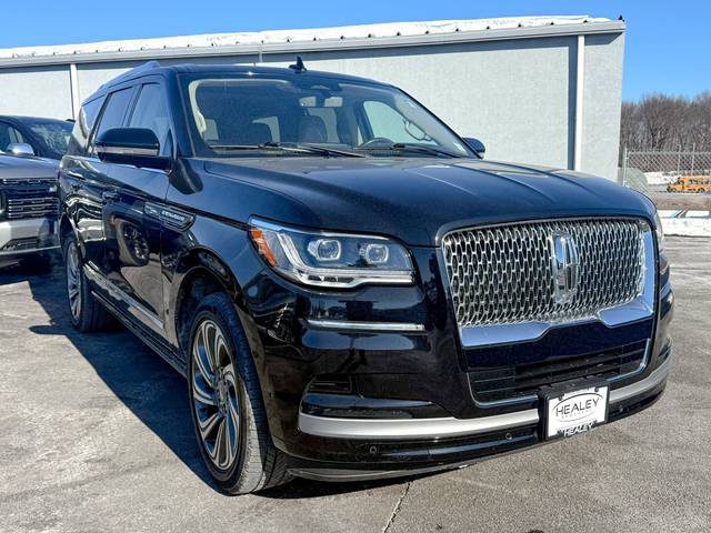 2022 Lincoln Navigator Reserve 4WD photo