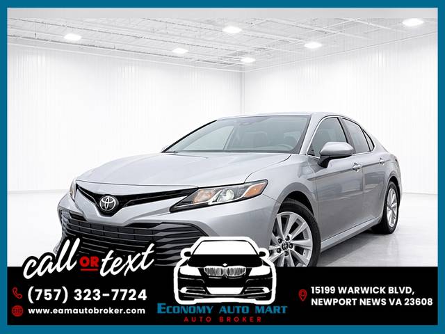 2022 Toyota Camry LE FWD photo