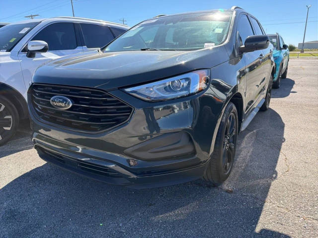 2022 Ford Edge SE AWD photo
