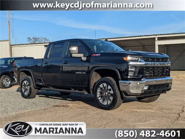 2022 Chevrolet Silverado 2500HD LT 4WD photo