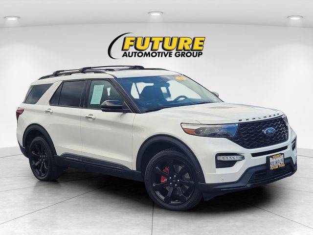 2022 Ford Explorer ST 4WD photo