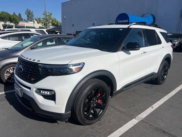 2022 Ford Explorer ST 4WD photo