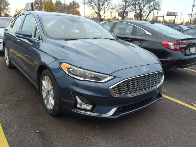 2019 Ford Fusion Energi Titanium FWD photo