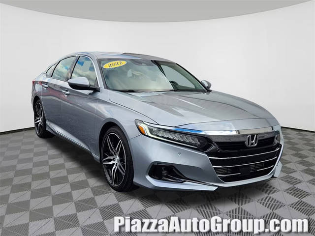 2022 Honda Accord Touring FWD photo