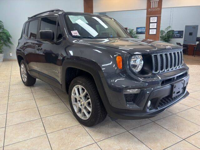 2022 Jeep Renegade Latitude 4WD photo