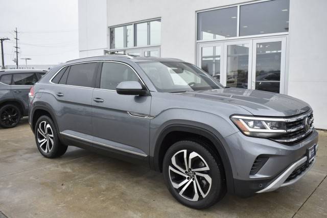 2022 Volkswagen Atlas Cross Sport 3.6L V6 SEL AWD photo