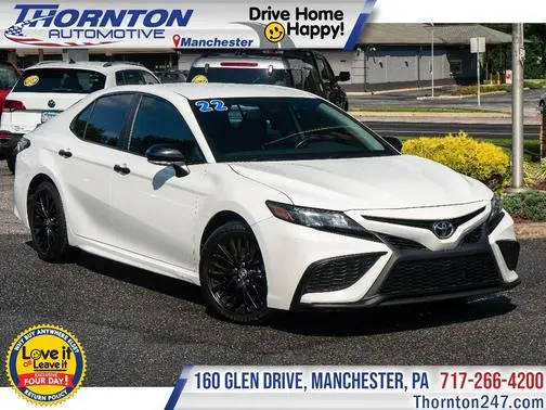 2022 Toyota Camry SE Nightshade FWD photo
