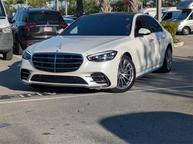 2022 Mercedes-Benz S-Class S 580 AWD photo
