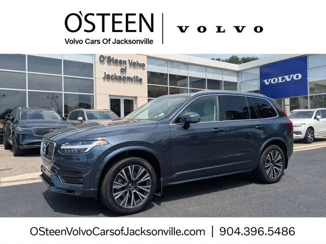 2022 Volvo XC90 Momentum AWD photo