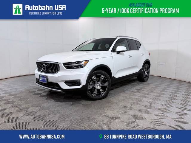 2022 Volvo XC40 Inscription AWD photo